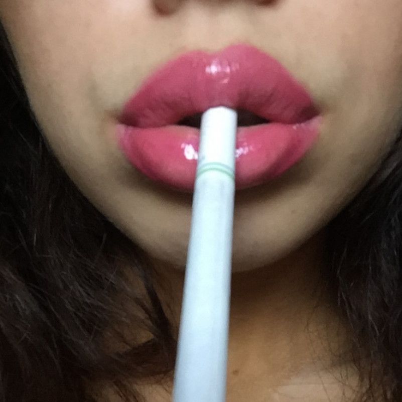 Sexy Pink Lips Smoking Photos