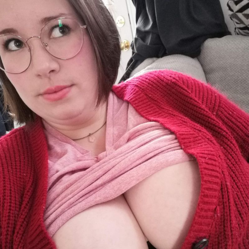 Red Yarn Sweater Selfies SFW