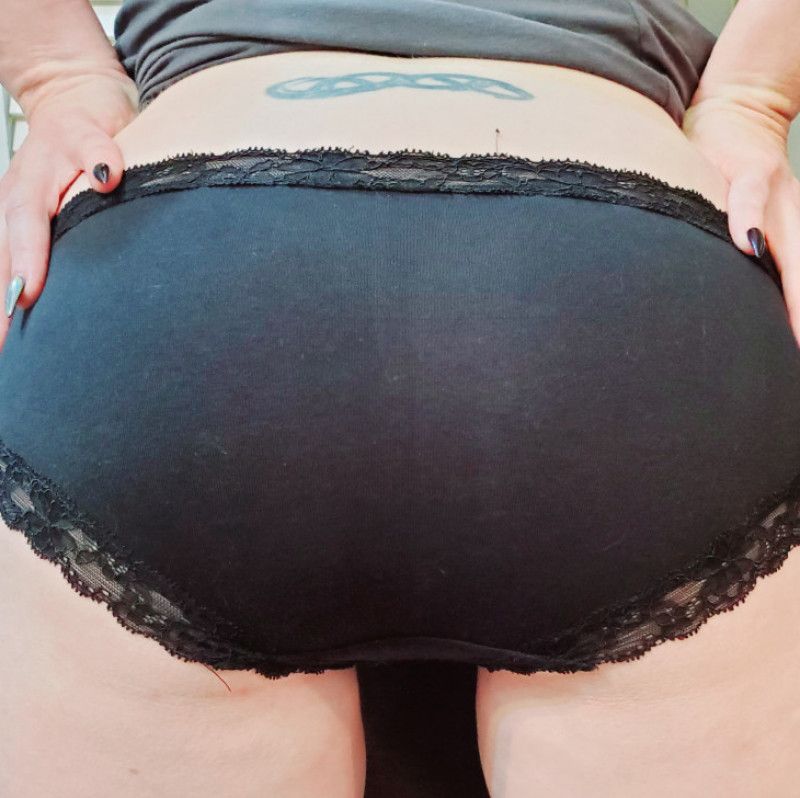 Basic black panties