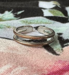 Well Loved Double Toe Ring