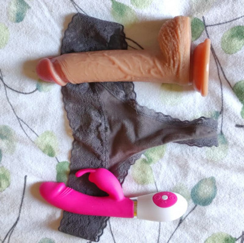 Sell my toys and dirty panties