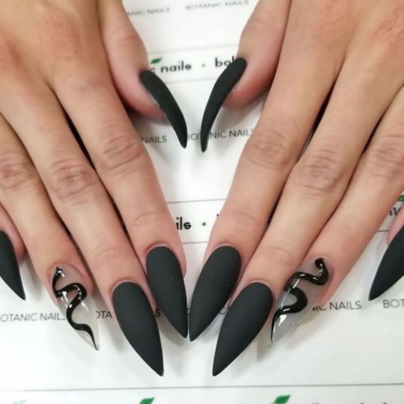 Mega bitch nails Manicure