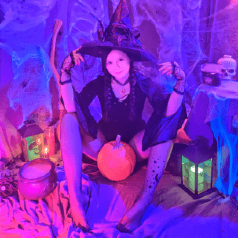 Photo Set: Witch