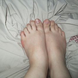 feet