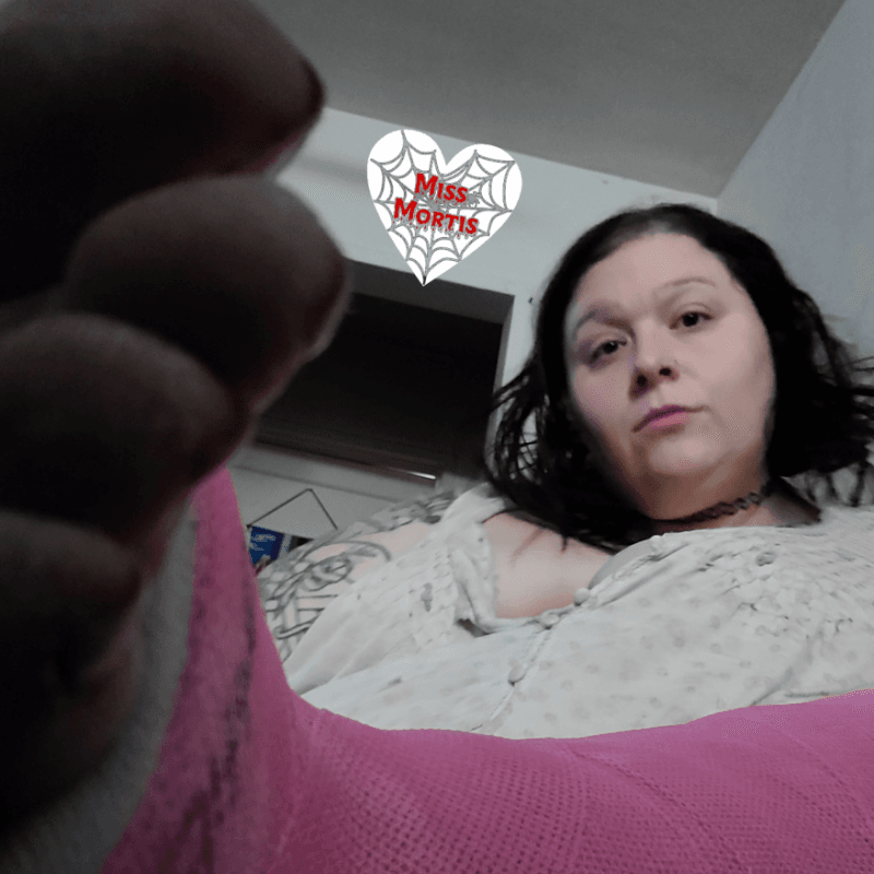 BBW in a Pink Cast Photo Set