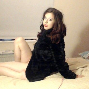 Low Quality Fur Coat Set