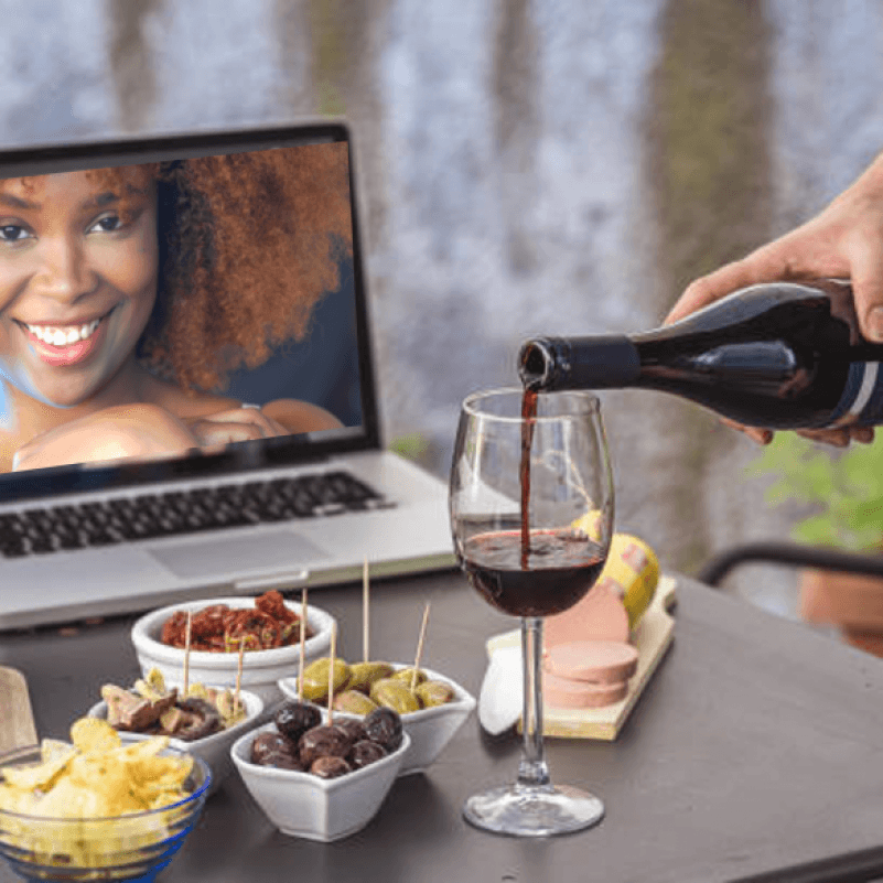 VIDEOCALL DATE NIGHT