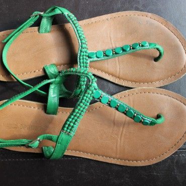 Used green sandals Size 10