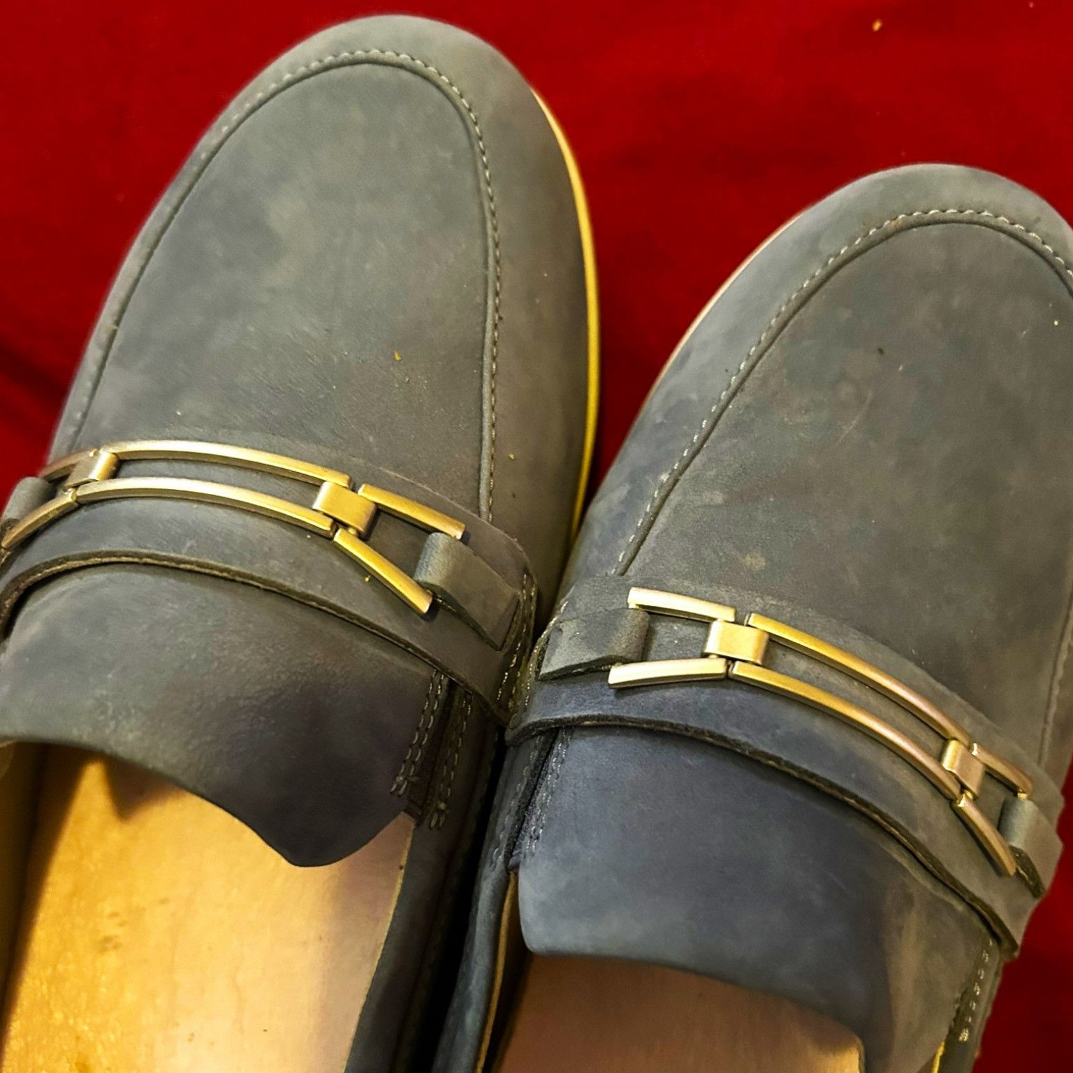 Aravon light blue suede loafers size 12