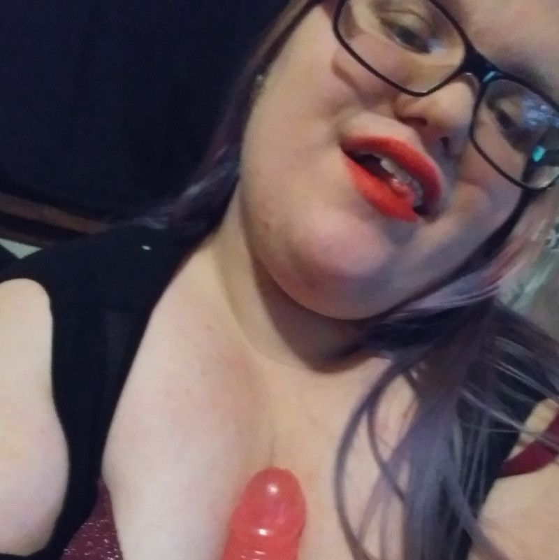 Photo shoot of Dildo between my breasts