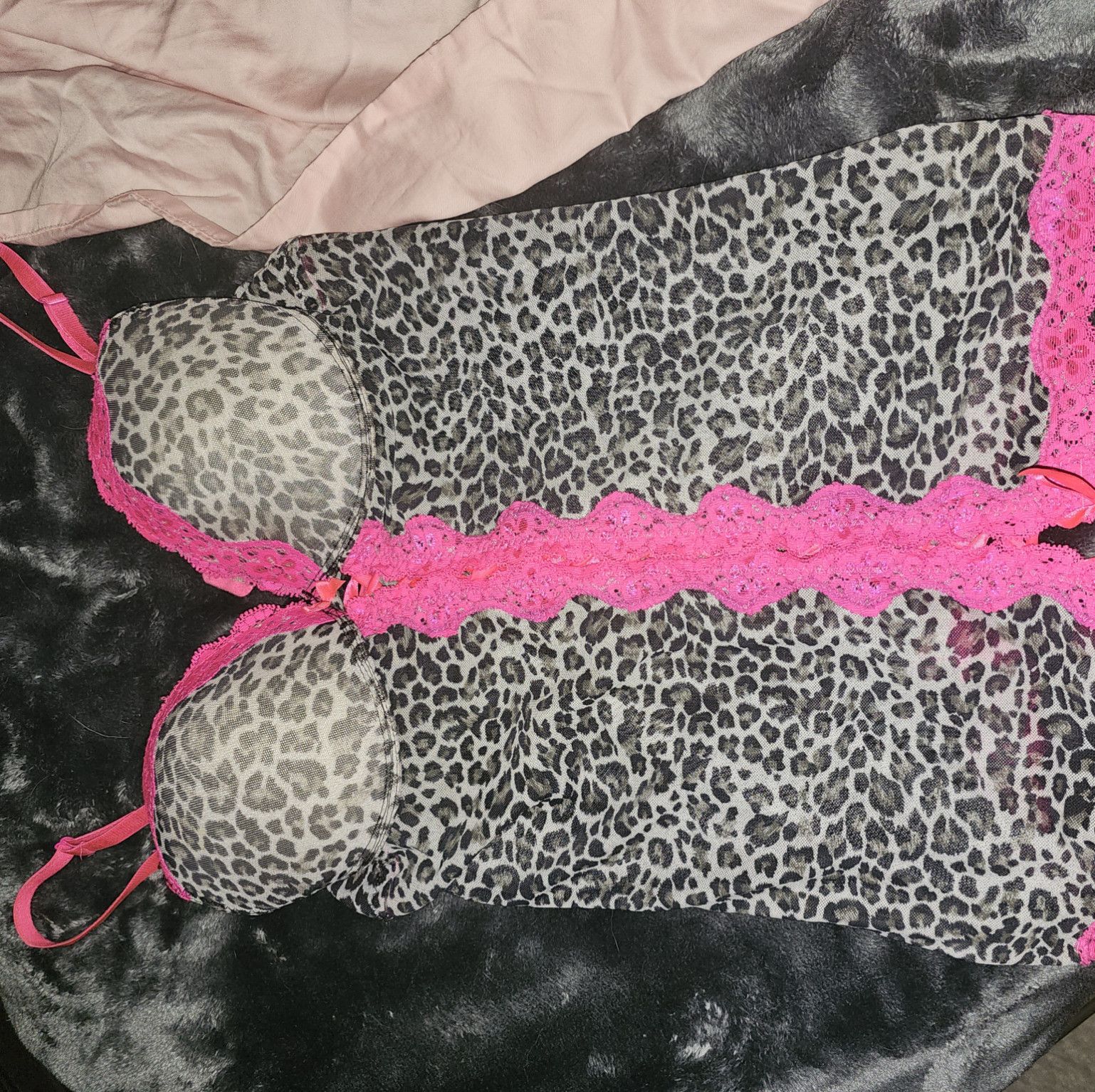 Leopard n hot Pink Babydoll Seduced my Married neighbor in