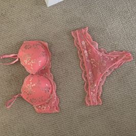 Bra and panties set