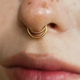 SEPTUM PIERSING OF NOSE