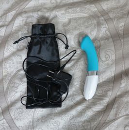 Used LELO Gigi 2 Blue Vibrator