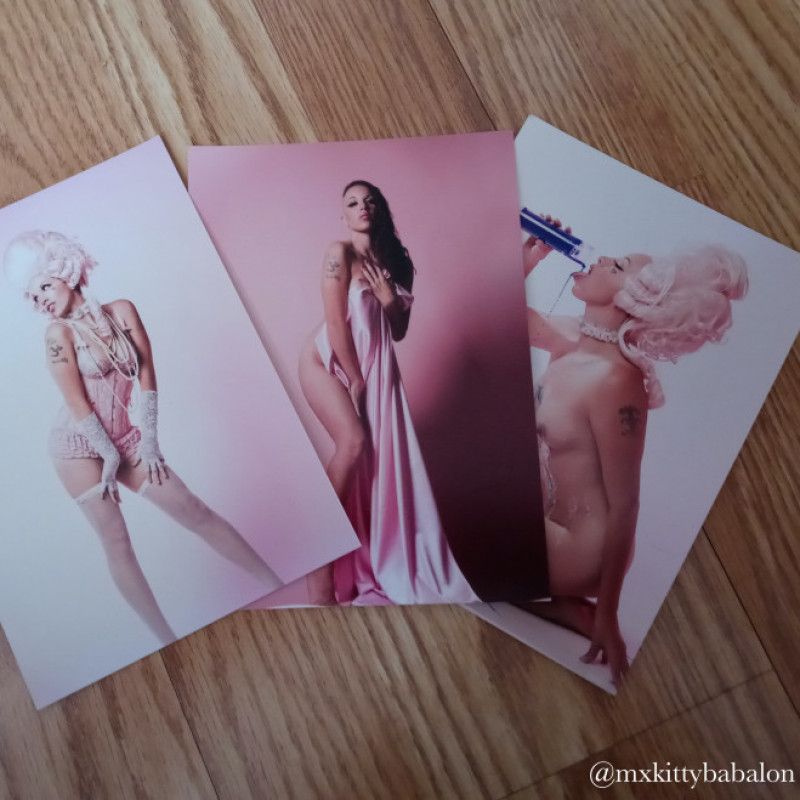 Signed Printed Pin Ups!