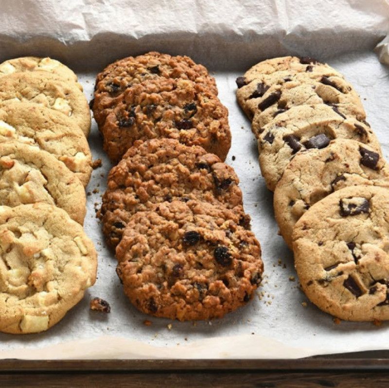 Fresh Baked Cookies from Narci!