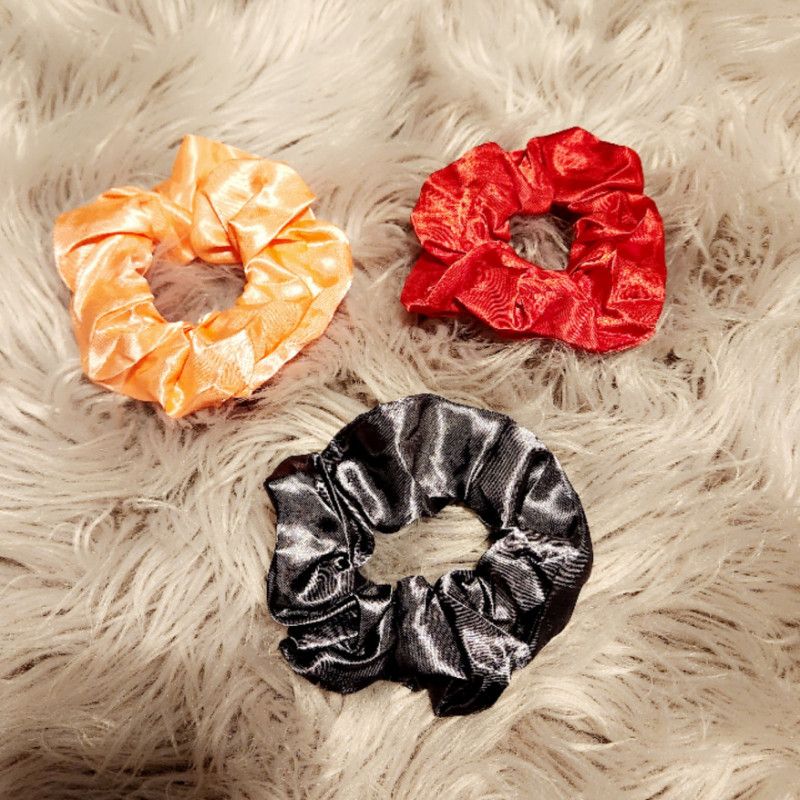 USED HAIR SCRUNCHIES