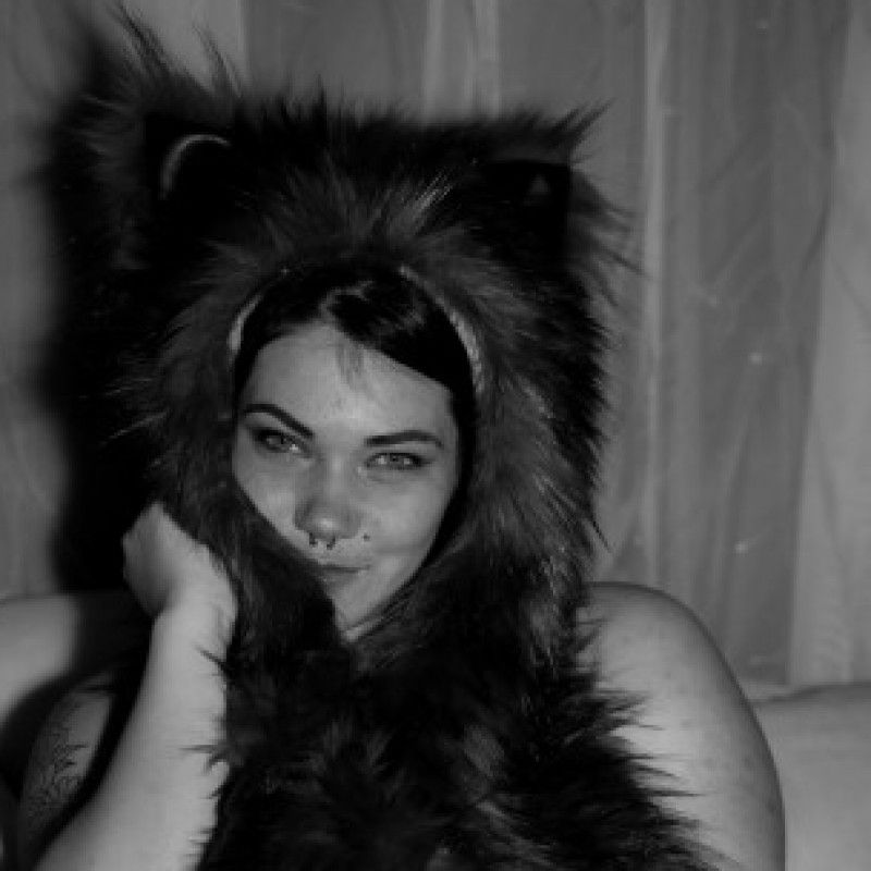 Anastasia Photoset:  Kitty Hat 3