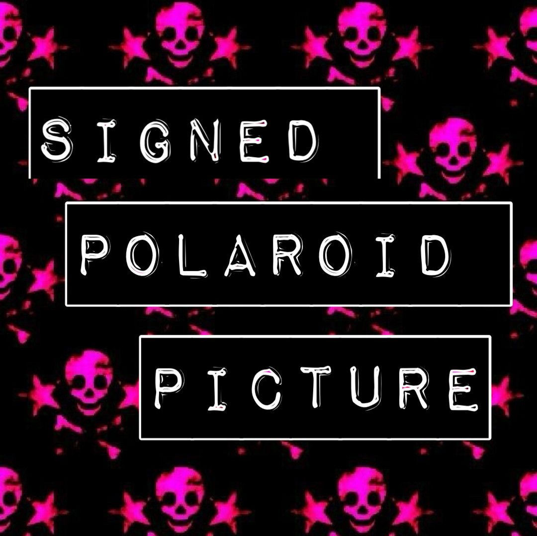 SIGNED POLAROID PICTURE