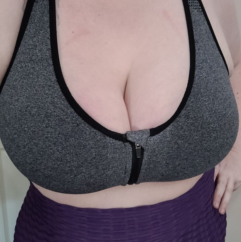 Worn zip front gym bra