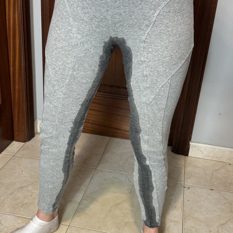 PEE GREY GYM LEGGINGS