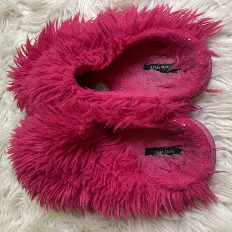 Worn Nine West Slippers