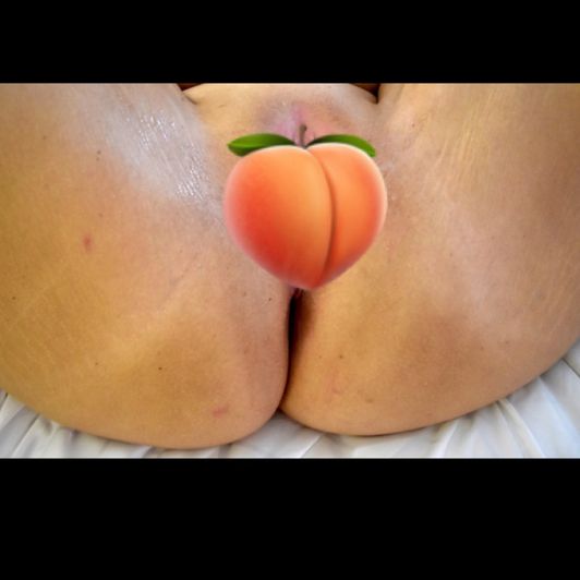 Creamy Peach Photo Set