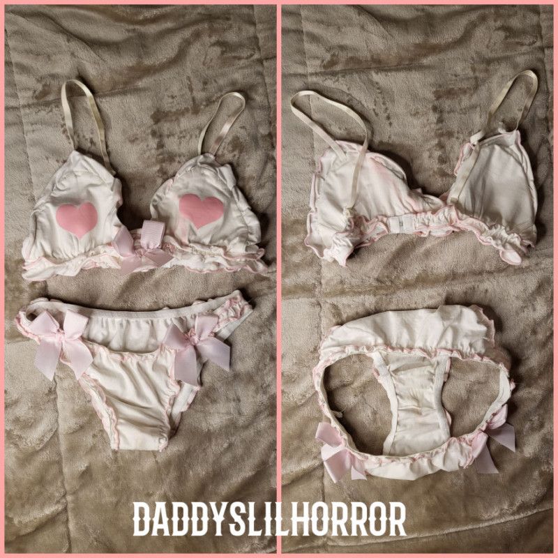 Damaged Too Small Heart Lingerie Set