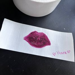 Signed gag  lipstick of the model Hare!