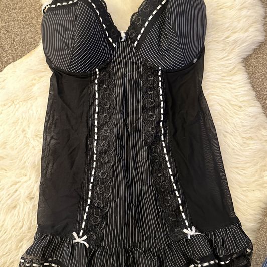 Black and white striped basque