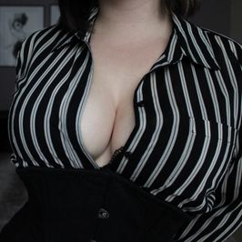 Slutty Secretary