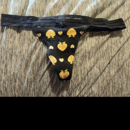 Size large peaches thong