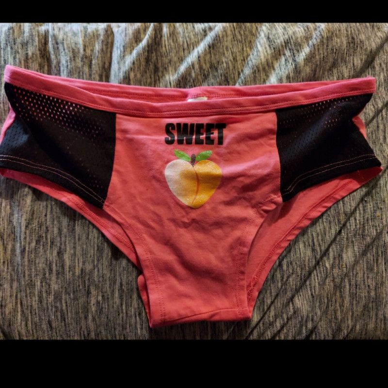 XL sweet peach panties