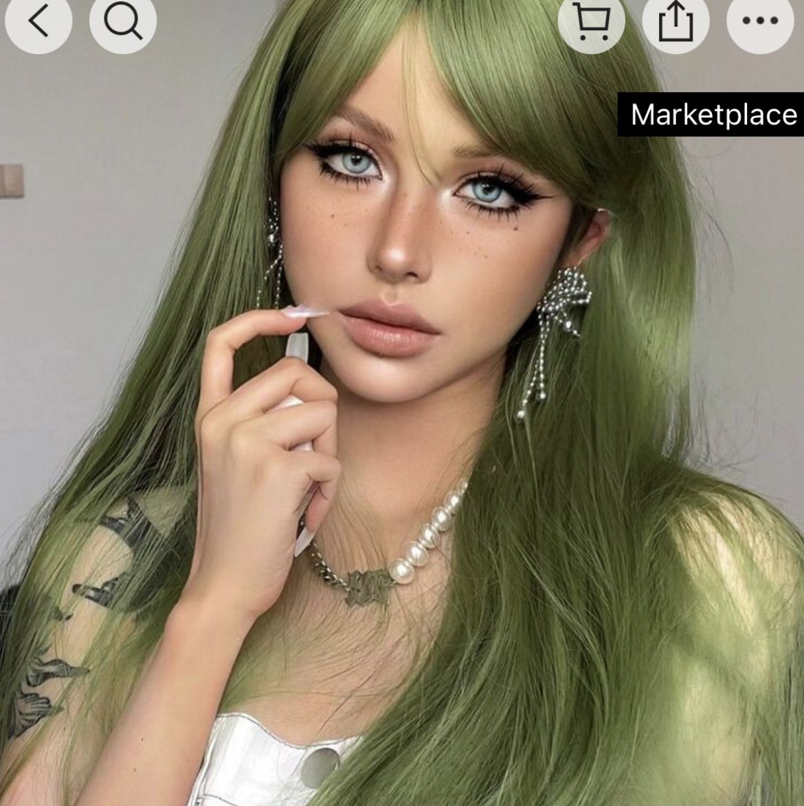 Green wig