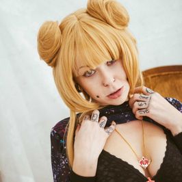 Moon Princess photo set