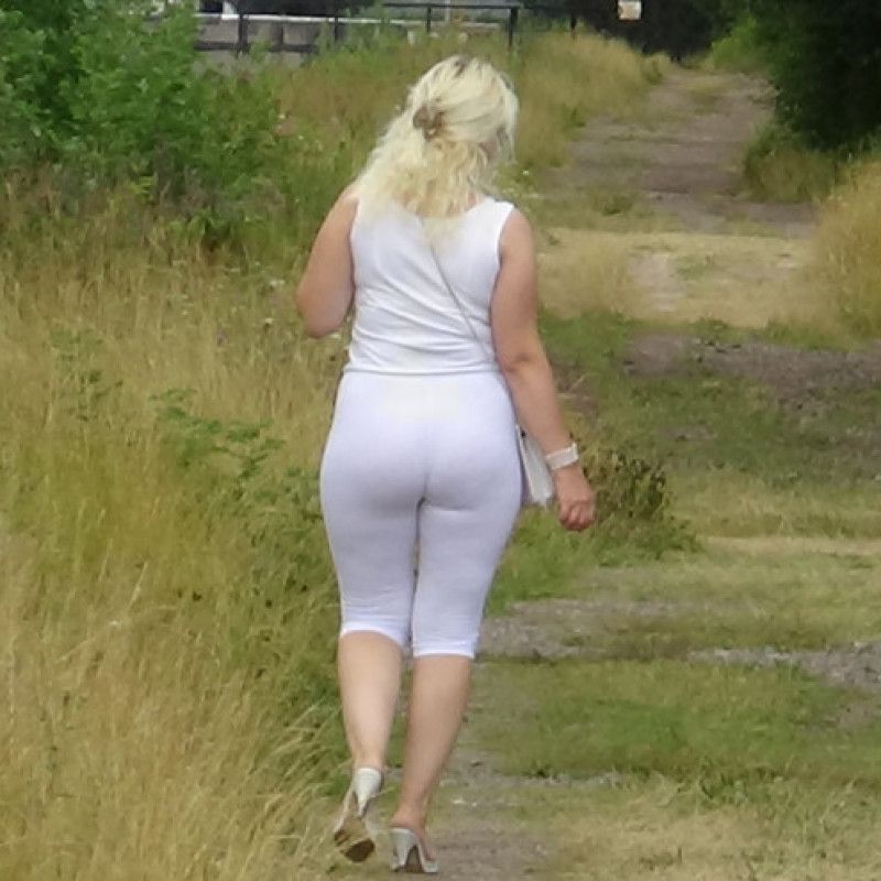 WhiteLeggings 12