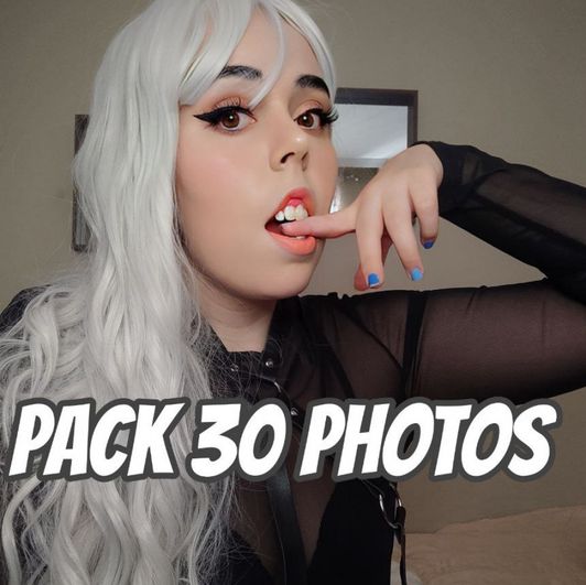 Pack of 30 photos