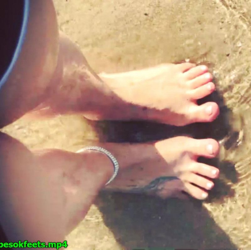 Feet in the sand and sea!