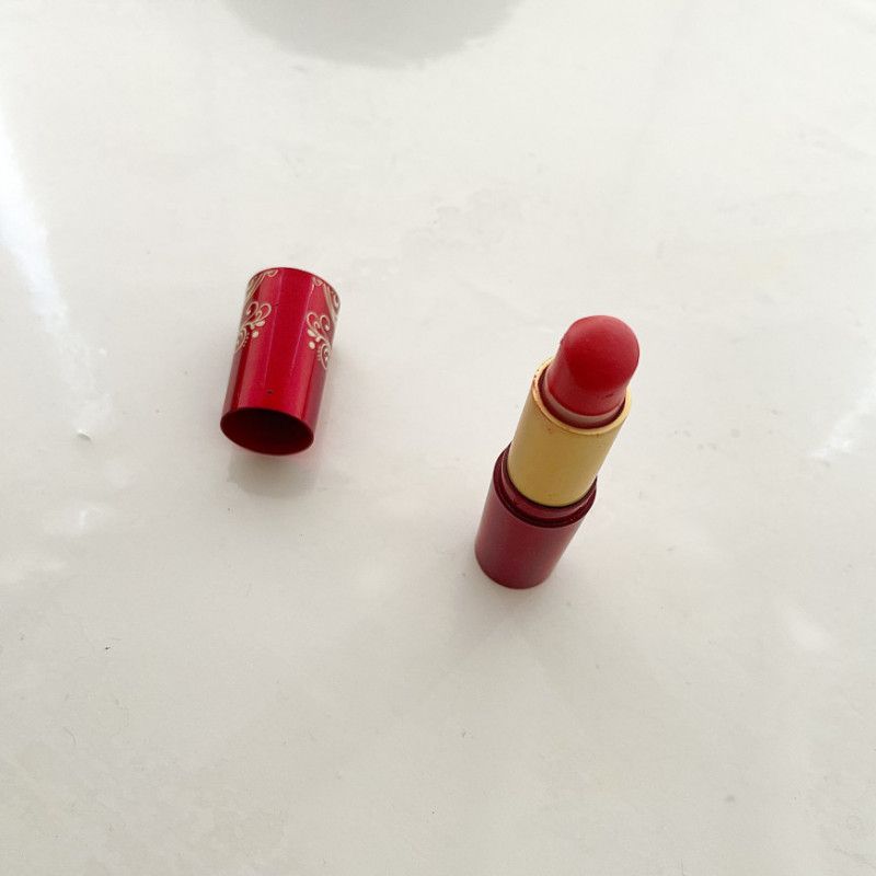 My Used Lipstick