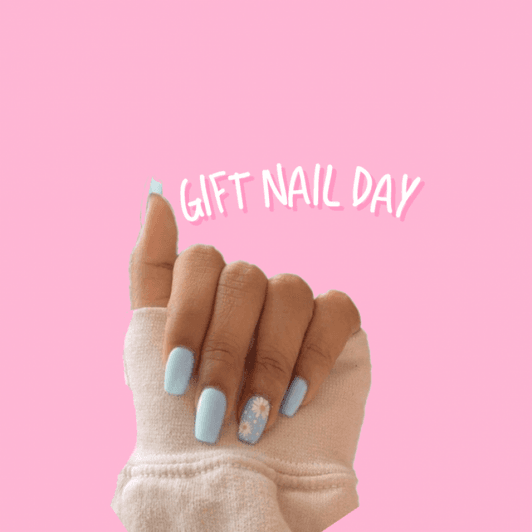 Gift a Nail Day !!