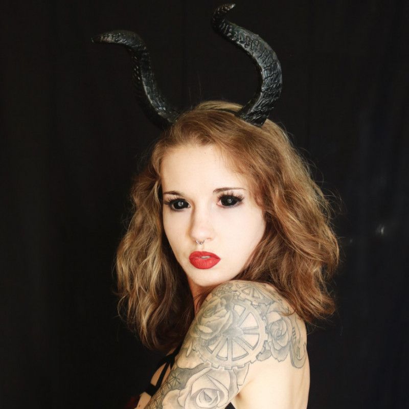 Demonic Photoset