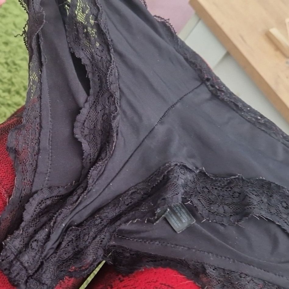 Dirty Knickers with a guys cum that came outnmybpussy