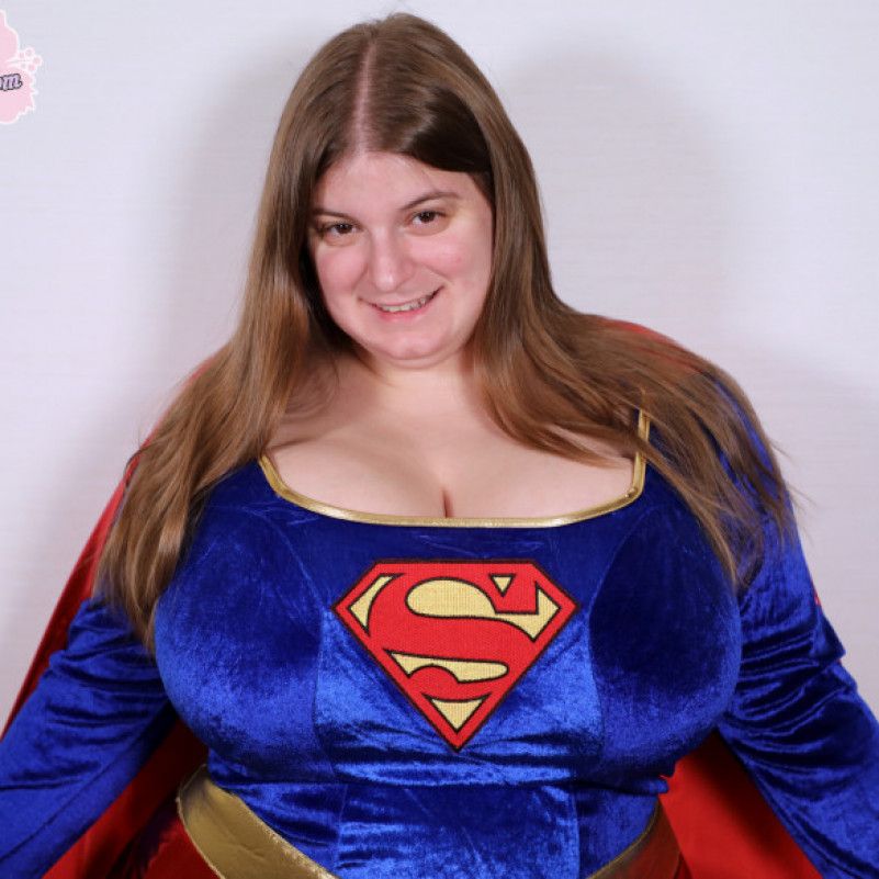 Supergirl Photo Set