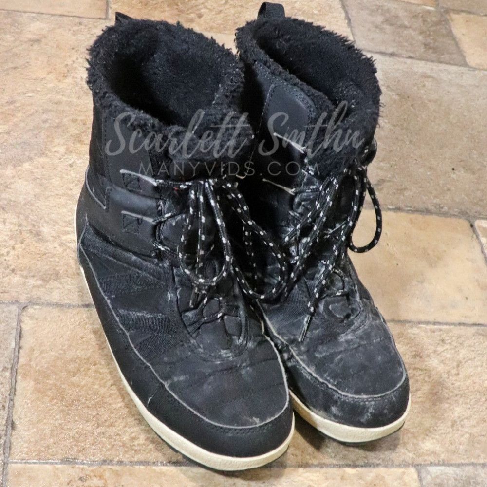 Trashed Smelly Winter Boots