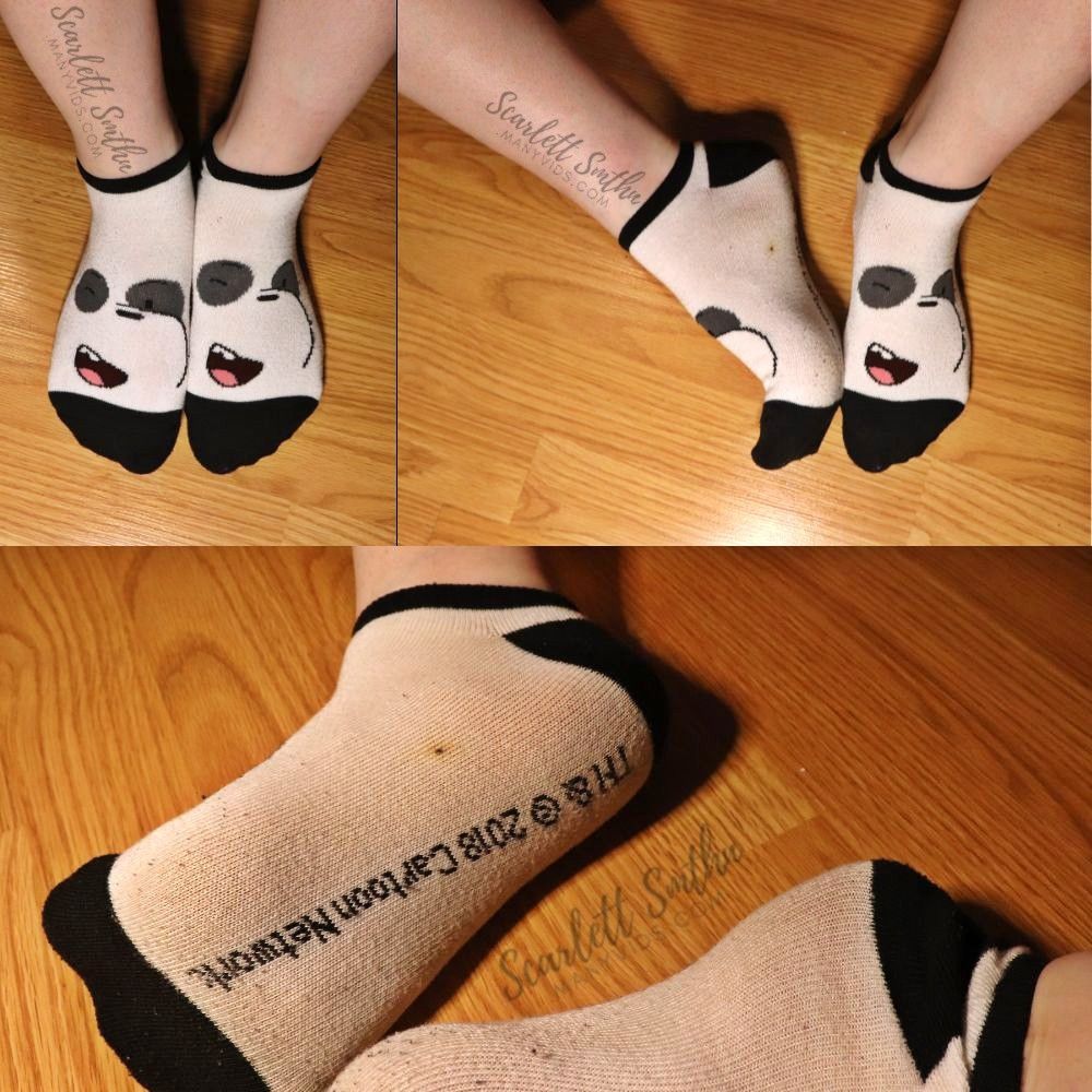 smelly Panda ankle socks