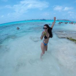 Sexy and nude pics in San Andres Island!