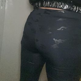 2 Images of my Round Ass wearing just underwear!