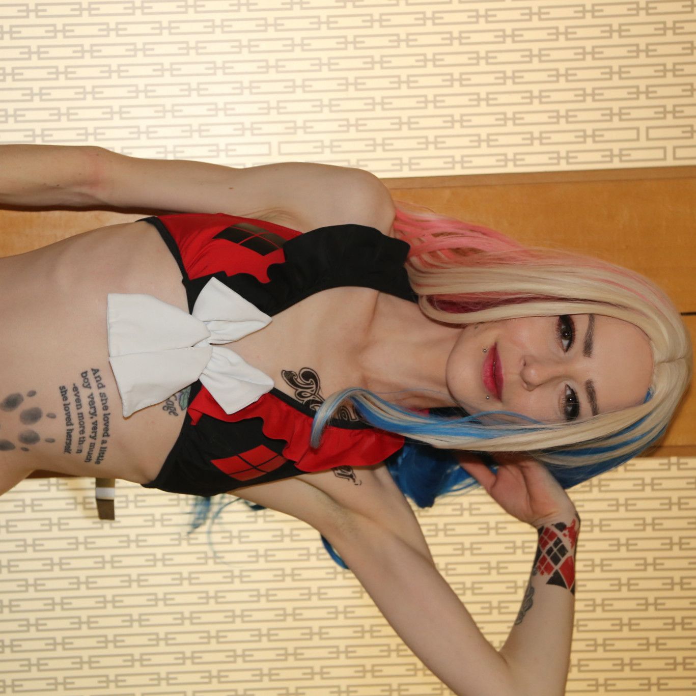 Bikini Harley Quinn Photo Set