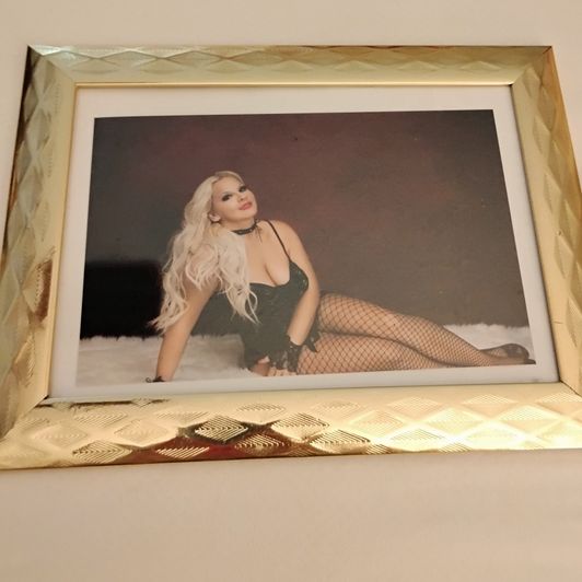 Sexyplaygirl83 autographed framed