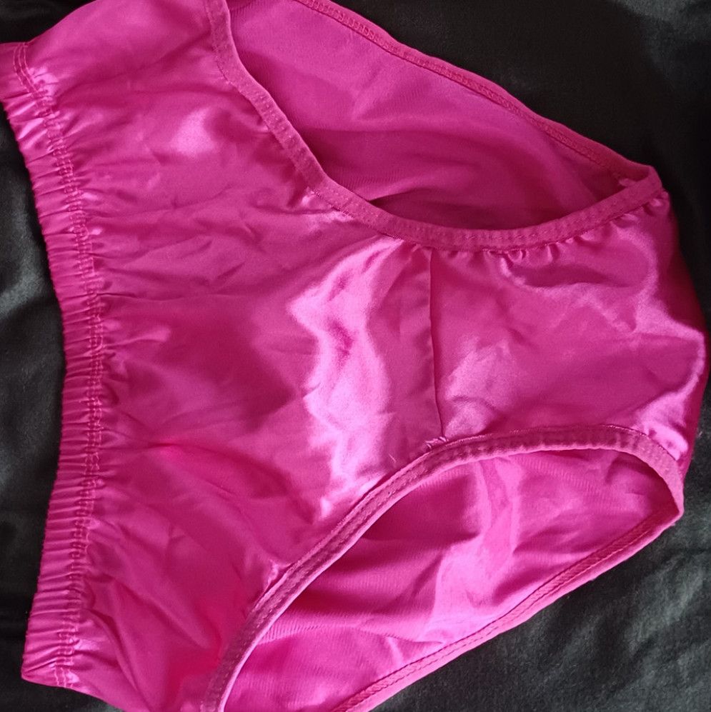 Pink full back satin panties